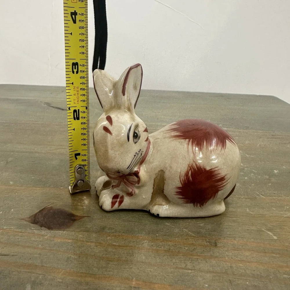 Staffordshire Style Bunny Rabbit Small Porcelain Figurine 4